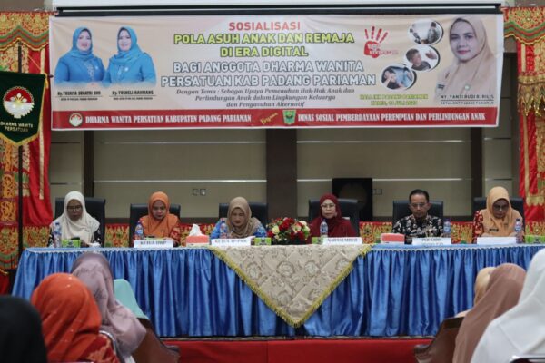 DWP Padang Pariaman Gelar Sosialisasi, Pelajari Pola Asuh Anak Di Era Digital