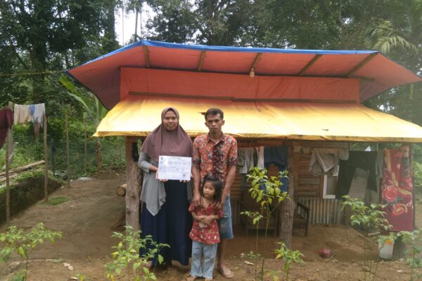 Tinggal di Rumah Tak Layak Huni, Warga III Koto Aur Malintang Minta Perhatian Pemerintah Kabupaten Padang Pariaman Lakukan Perehapan RTLH.