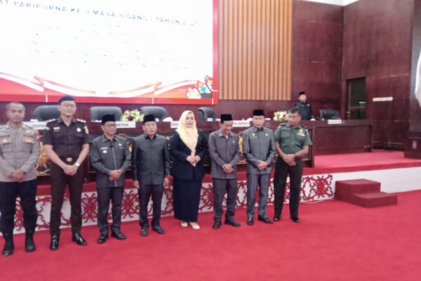 DPRD Mura Bersama Pemkab Mura Menggelar Rapat Paripurna Ke 9 Sidang 1 Tahun 2025