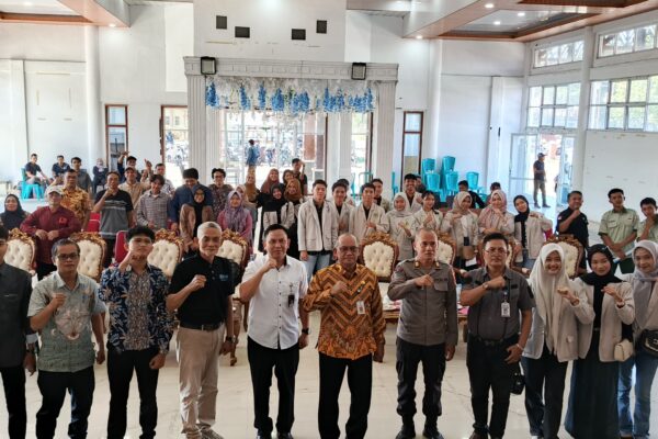 Kasi Humas Polres Ketapang Hadiri Diskusi Publik Peran Media Massa dalam Mendukung Program Asta Cita Presiden Prabowo