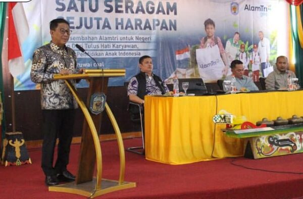 Bupati Dan Wabup Murung Raya Menyambut Baik Apresiasi Program Satu Seragam Sejuta Harapan 2025
