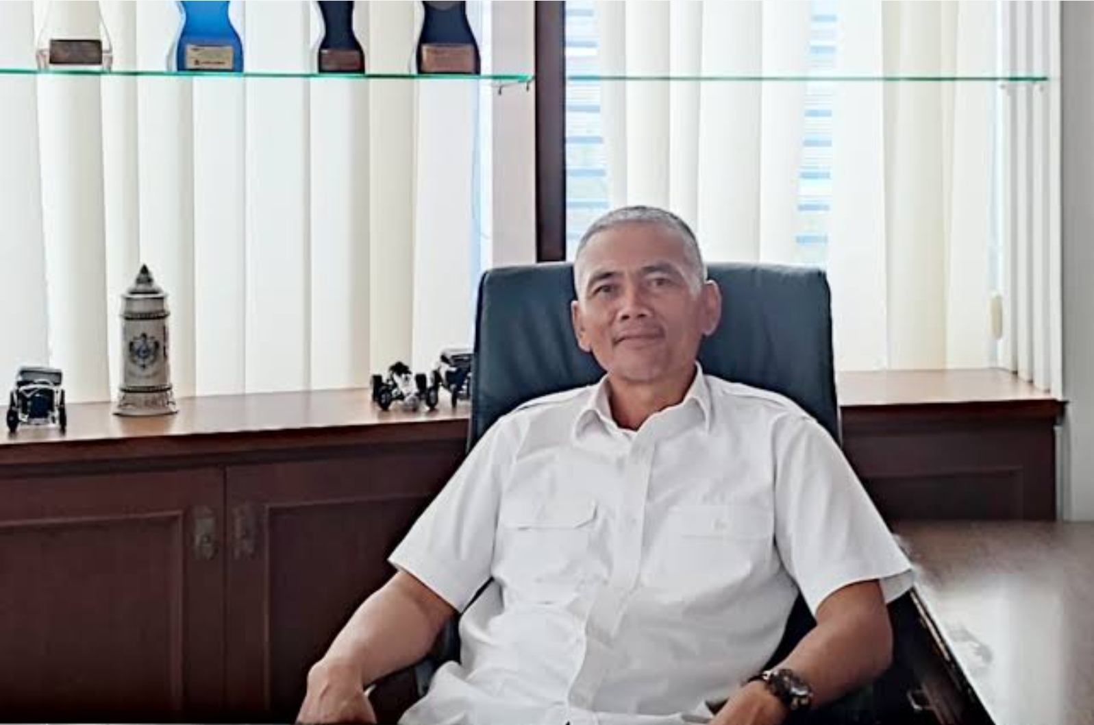 Dr Suryanto Pd.,SH, MH, MKn Ketua umum Persatuan Wartawan Republik Indonesia